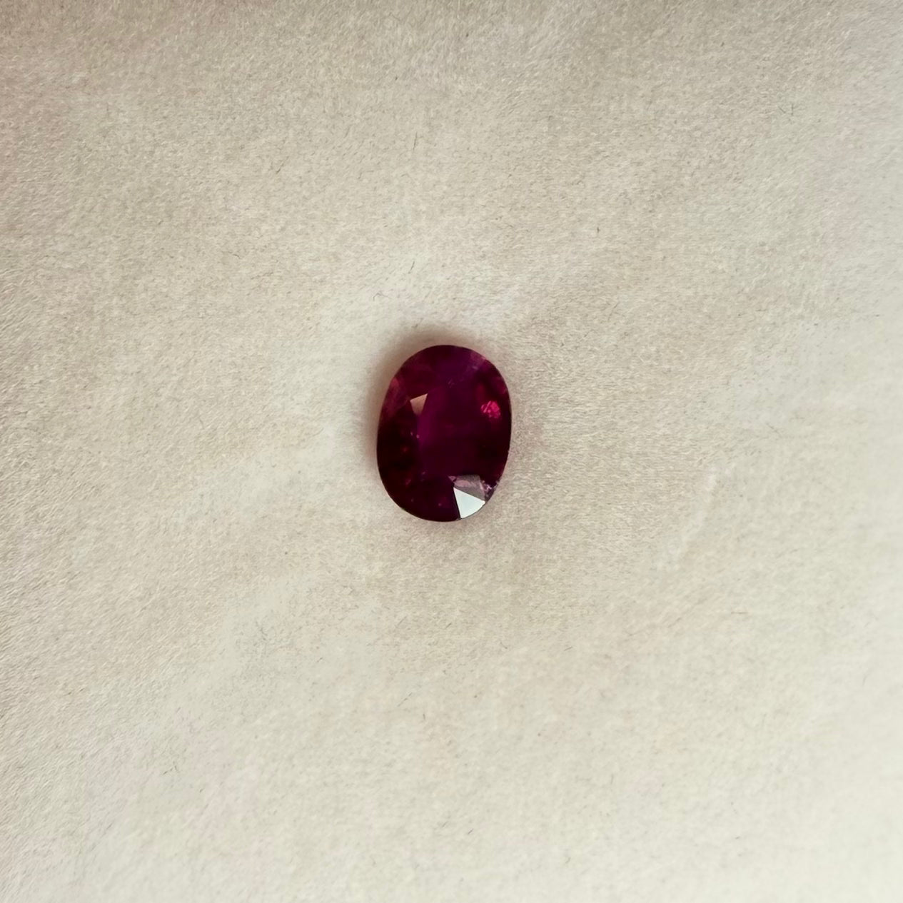 0.75ct Red Oval Ruby