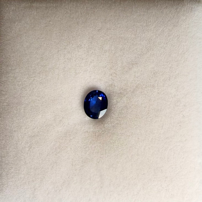 0.9ct Blue Rectangle Sapphire