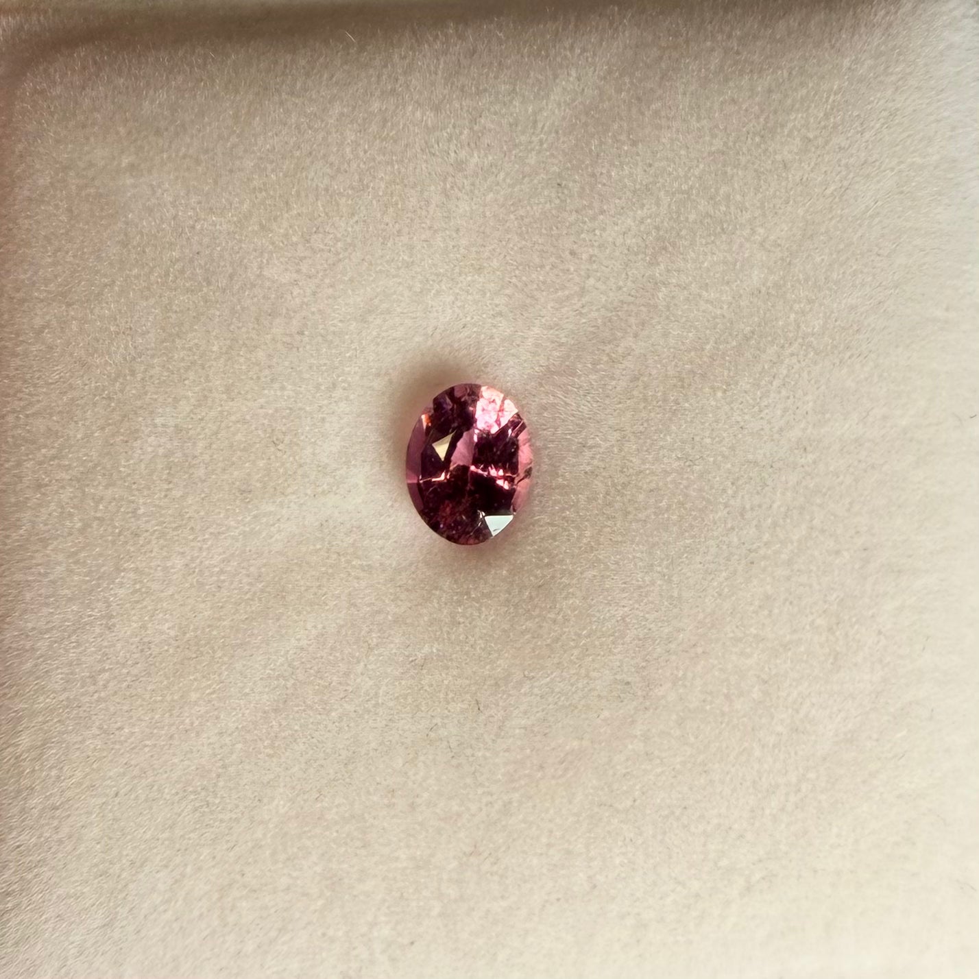 1.01ct Pink Oval Padparadscha Sapphire